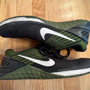 Nike Size 12 Women's METCON DSX FLYKNIT